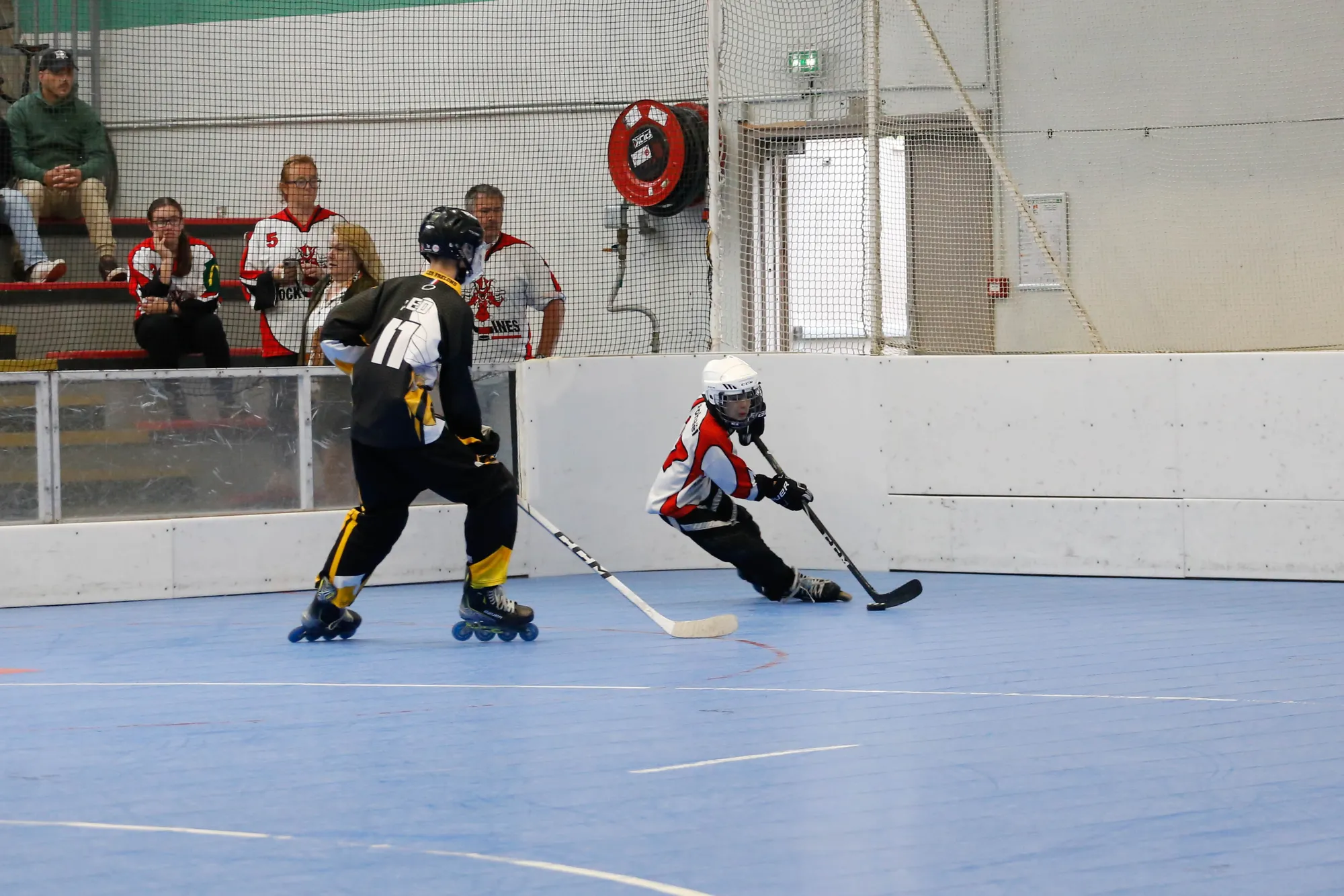 Duel entre deux jeunes joueurs